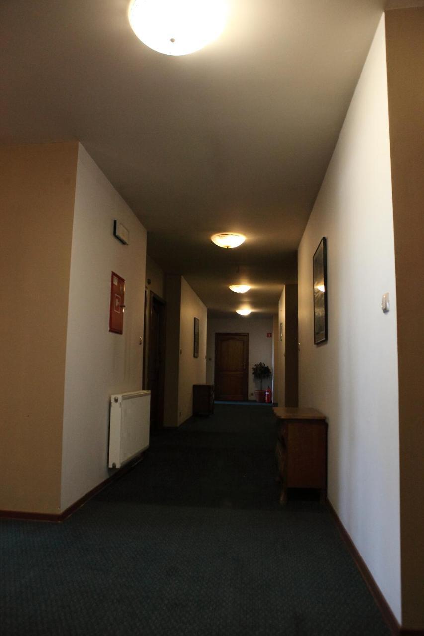 Katrina Apart otel Ostrzeszów Dış mekan fotoğraf